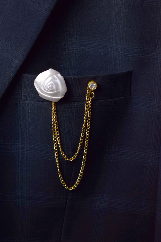 White Flower Chain Brooch / Lapel Pin